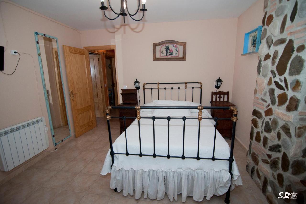 Casa Rural Abuela Maxi Ríolobos Eksteriør billede